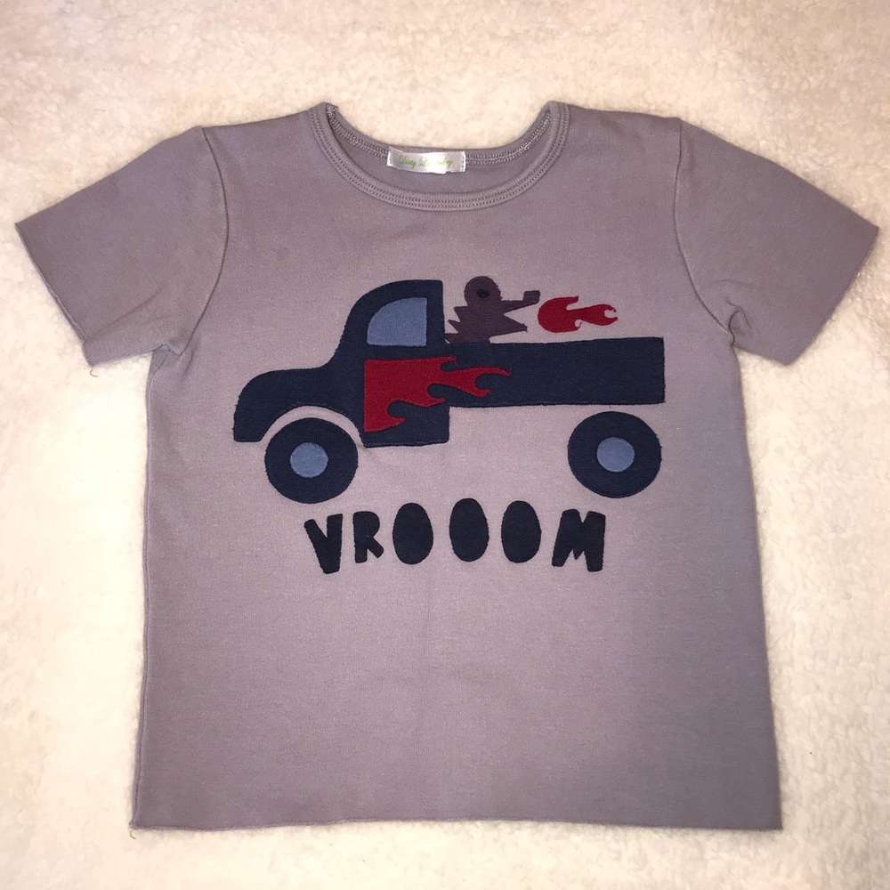 Dirty Laundry T-Shirt Size 2